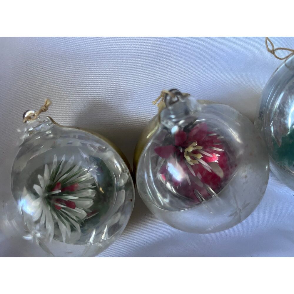 Vintage Jewel Brite 3D diorama  Christmas Ornaments  Red & White Poinsettia,